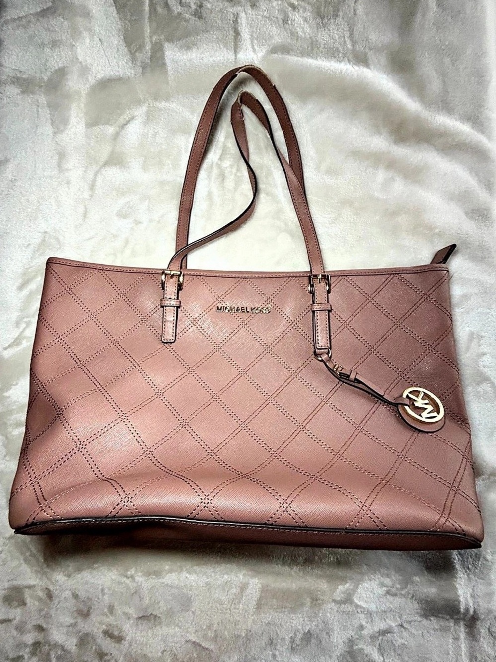 Michael Kors Large Jet Set Travel Quilted Tote in Dusty Rose